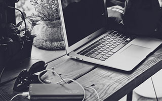 FB体育注册网址-中国高尔夫小将美巡赛首轮并列领先，高尔夫美巡赛中国选手