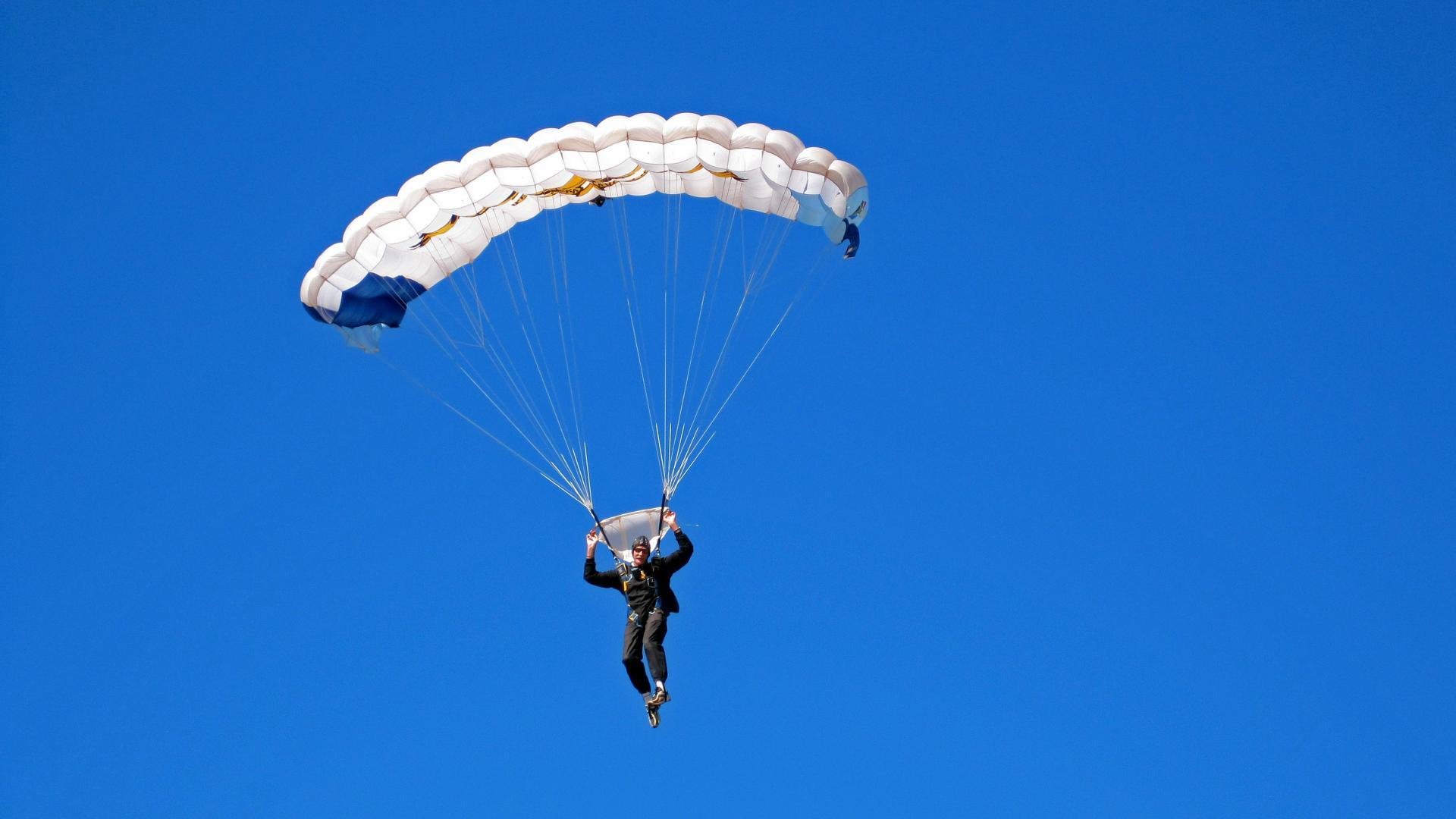 _多夫特带领奇才逆转战局_，多特莱万多夫斯基